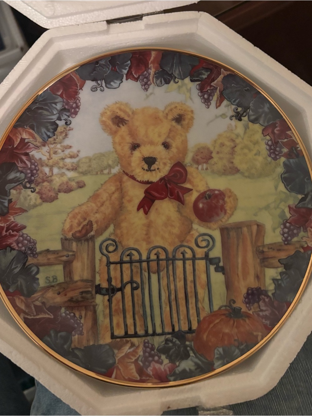 Franklin Mint Heirloom Collection- Teddy’s First Harvest Plate